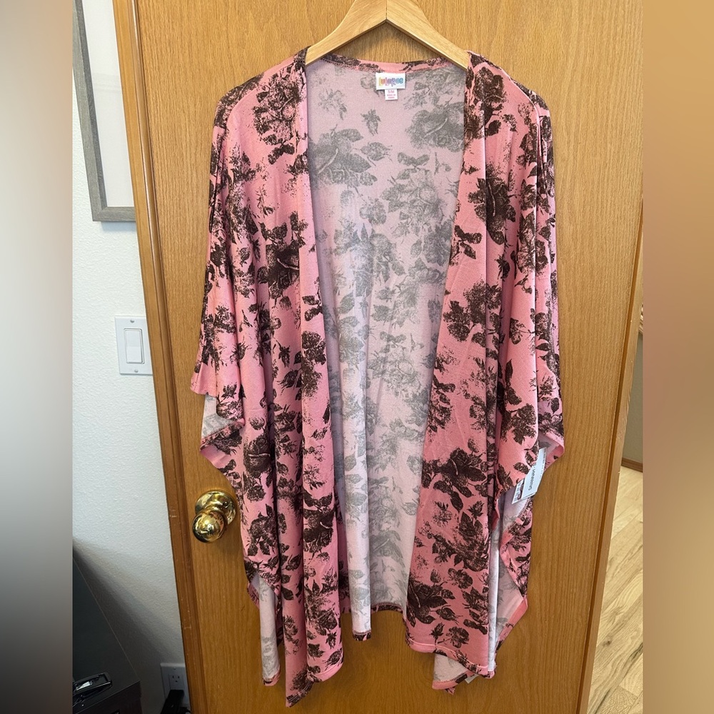 LulaRoe Savannah Kaftan small medium